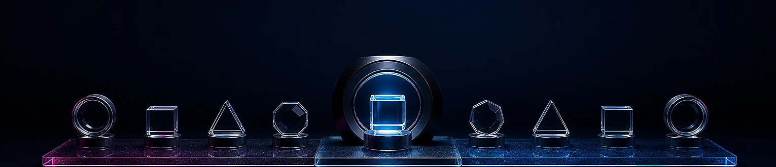 Ein exakt passender Glaskörper leuchtet im optischen Prüfring zwischen weiteren berechtigten und abweichenden Formen